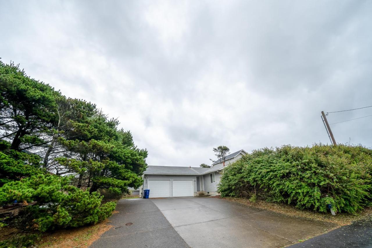 Captain Bill'S Beachhouse Lincoln City Exterior foto